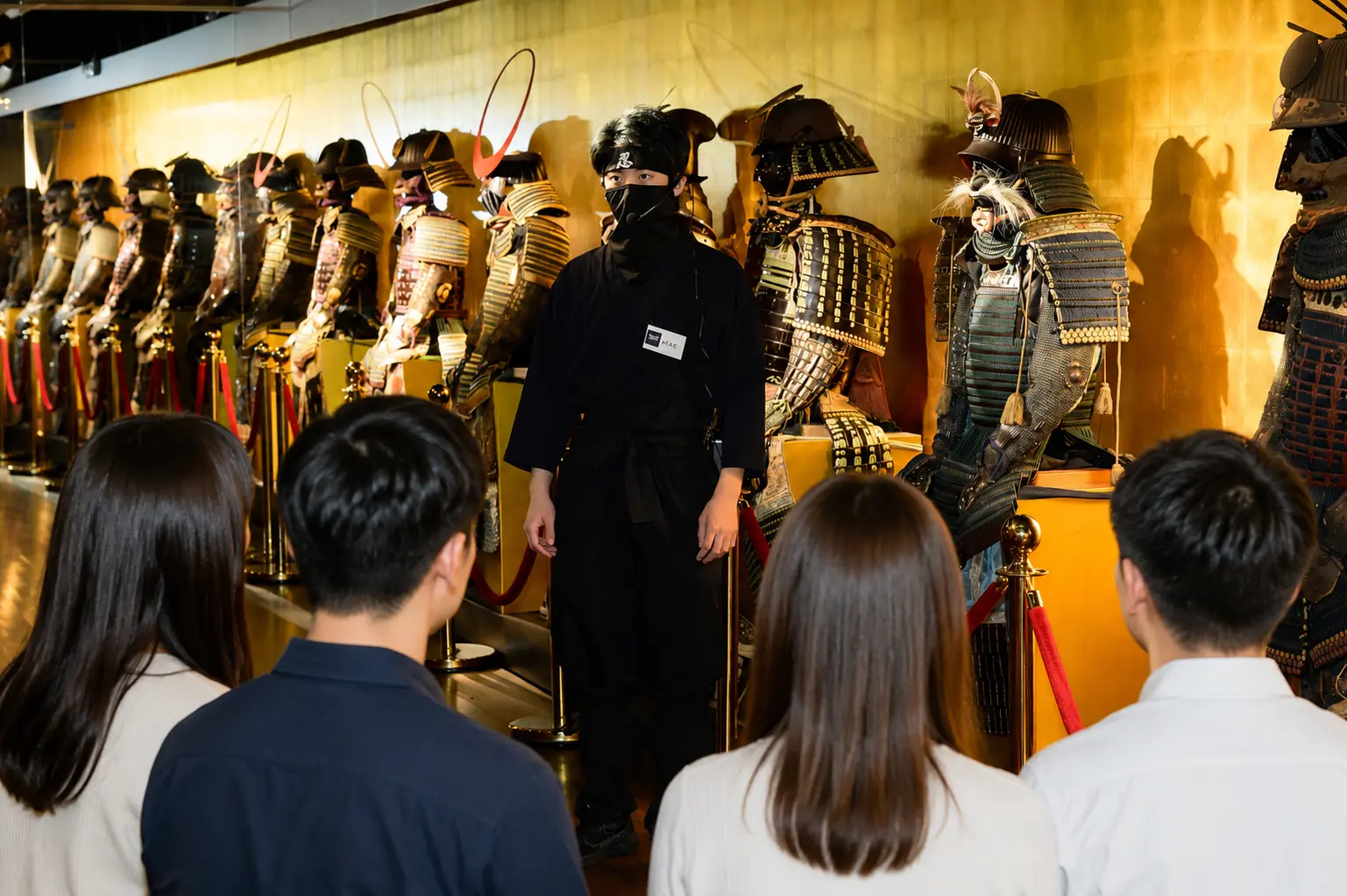 Guests meeting their English-speaking museum guide