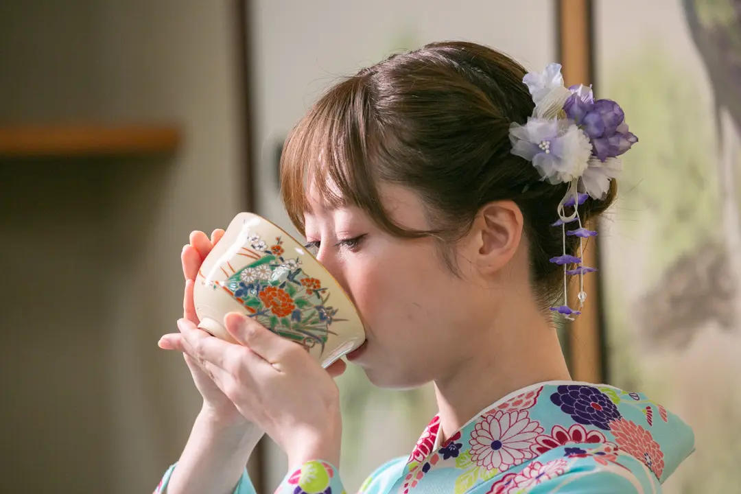 Private kimono tea ceremony in Asakusa
